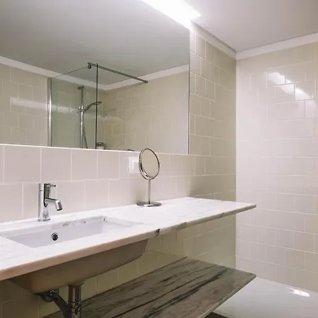 Orm - Ferreira Borges 波尔图